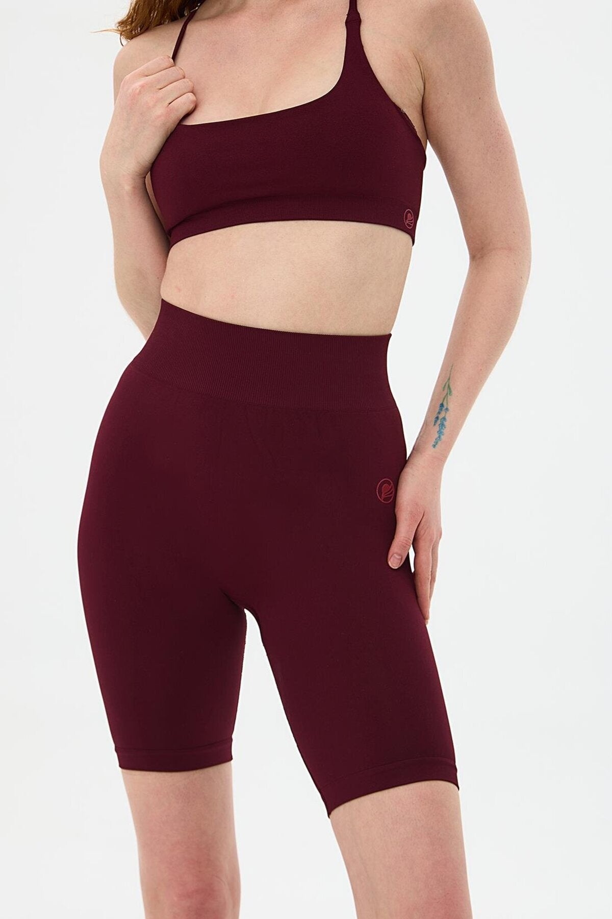 Momiji Push-Up Sculpting Biker Shorts - Burgundy