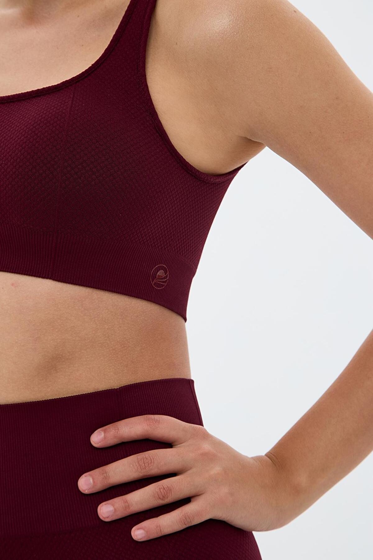 Yuki Cell Pattern Double Layer Bra - Burgundy