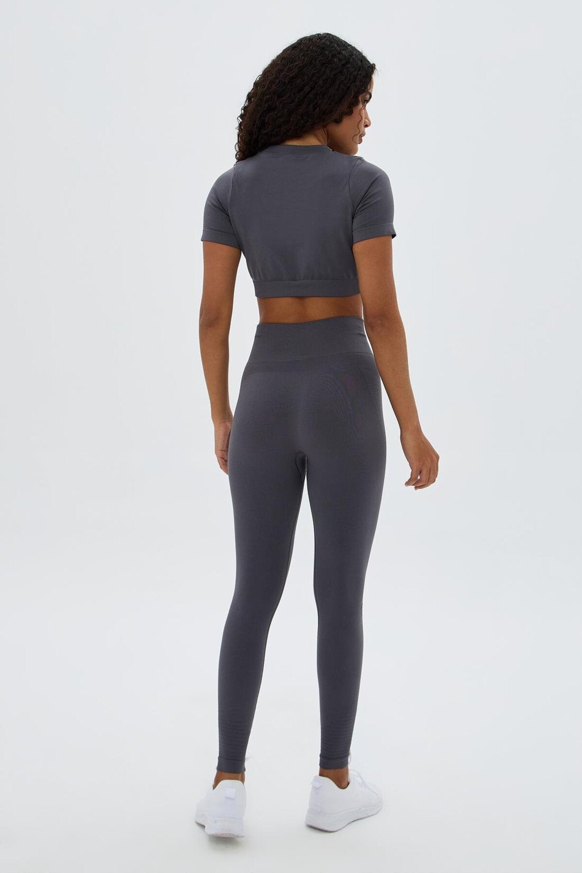 Kumo Short Crop Top - Grey
