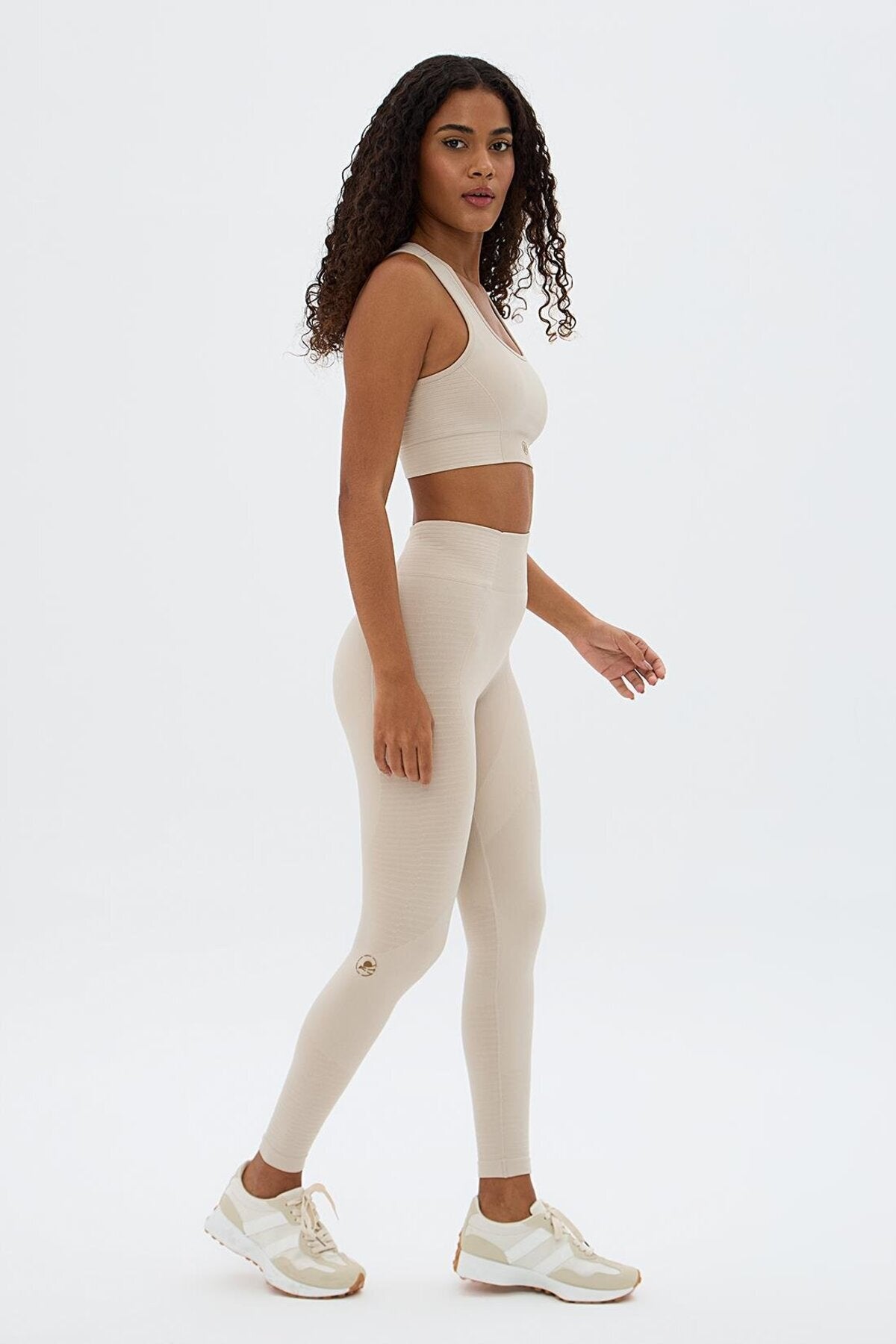 Sakura Flexible & Shaping Leggings - Beige