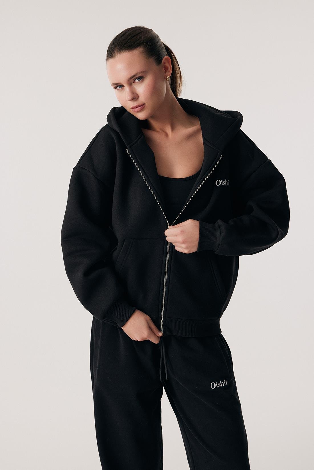 Oishii Rei Loungewear Zip Hodie Black