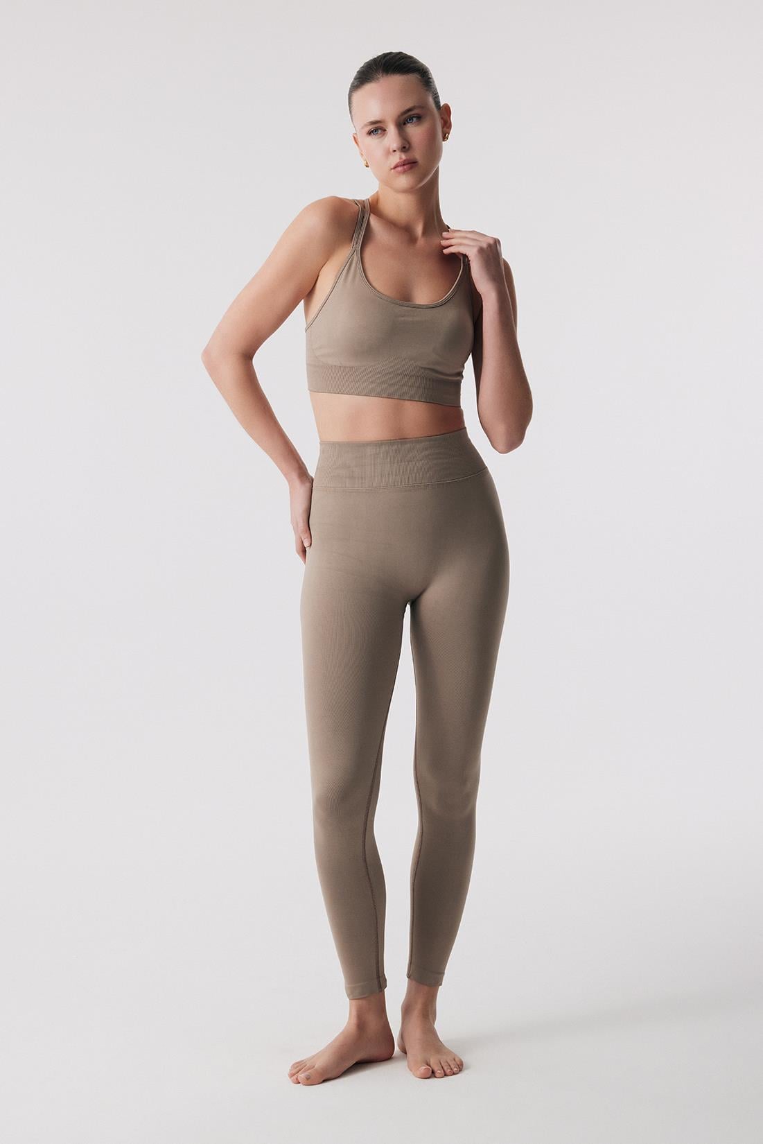 Oishii Rei Sculpt Scrunch Leggings Mocha